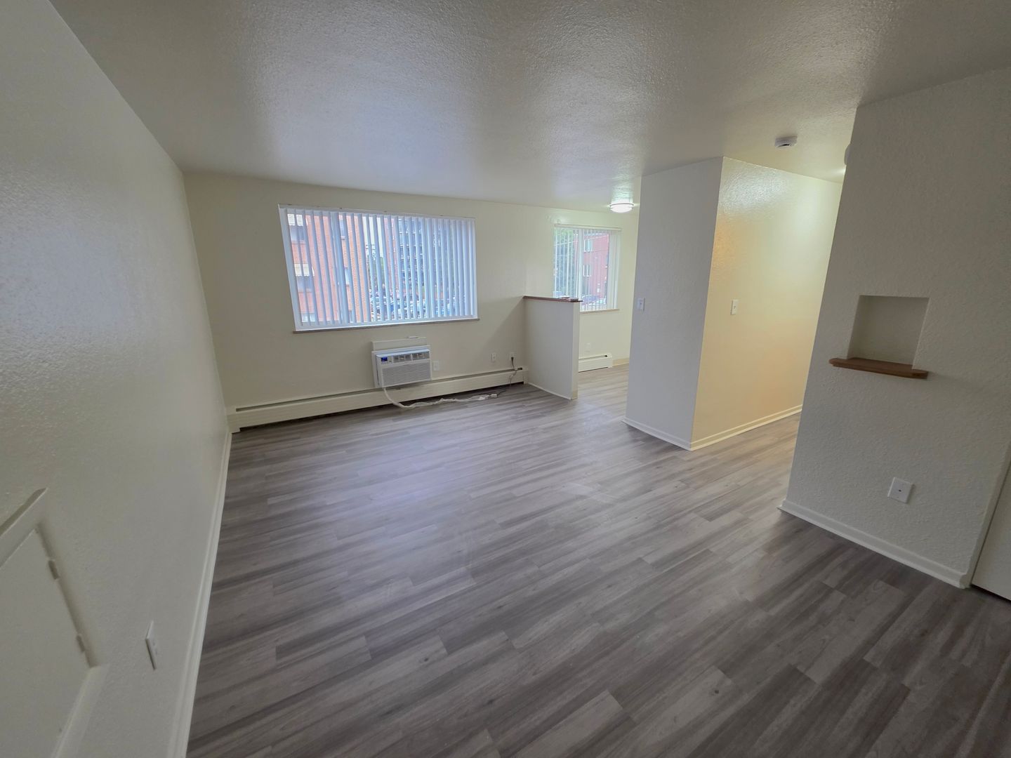 Denver Apartment: 4720 E 8th Ave