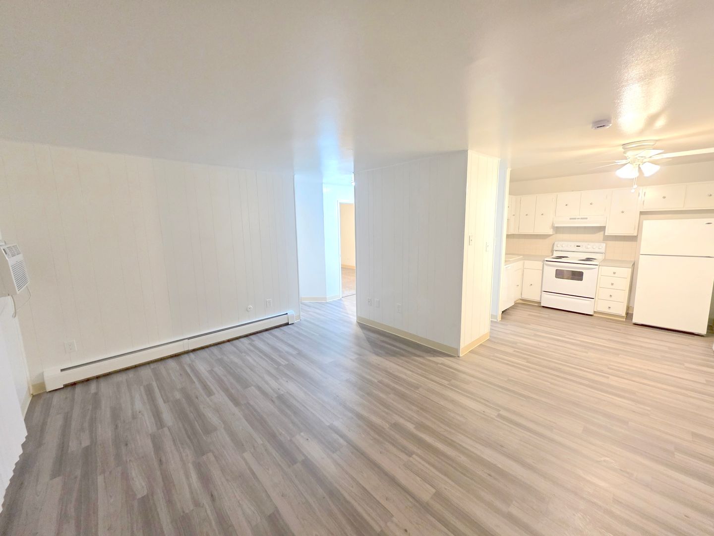 Lakewood Apartment: Zephyr Apartments