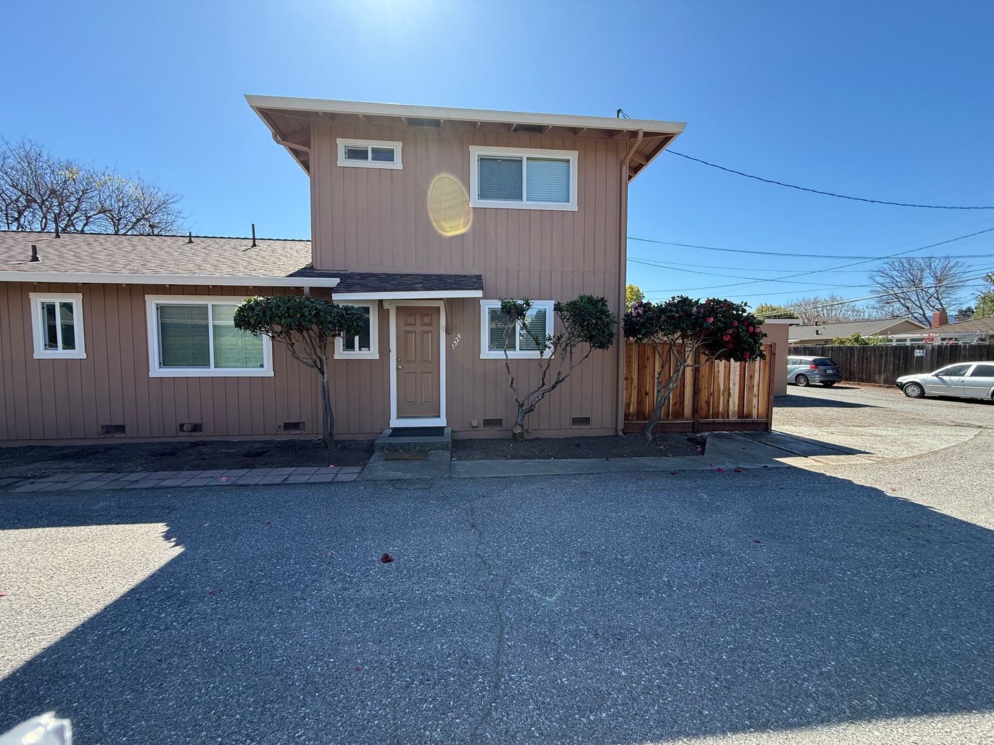 San Jose Apartment: 1327 & 1329 Essex Way