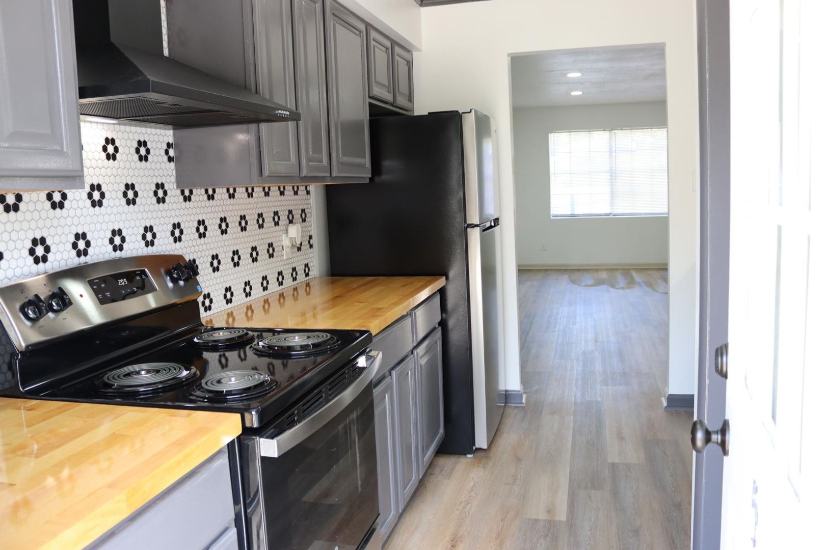 Gulfport Apartment: 3305 12th Street