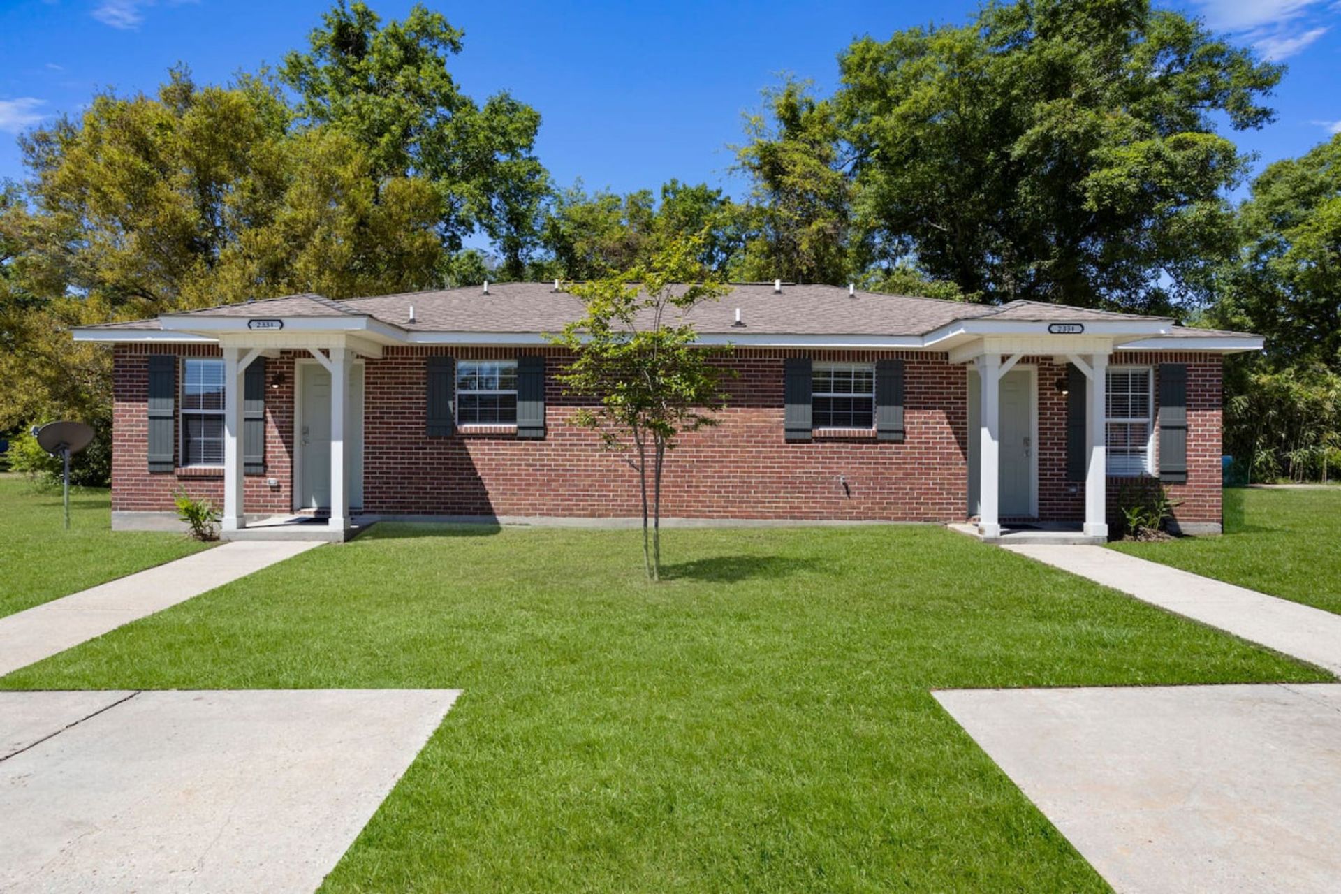 Gulfport Multiplex: 233 Palmetto Ln