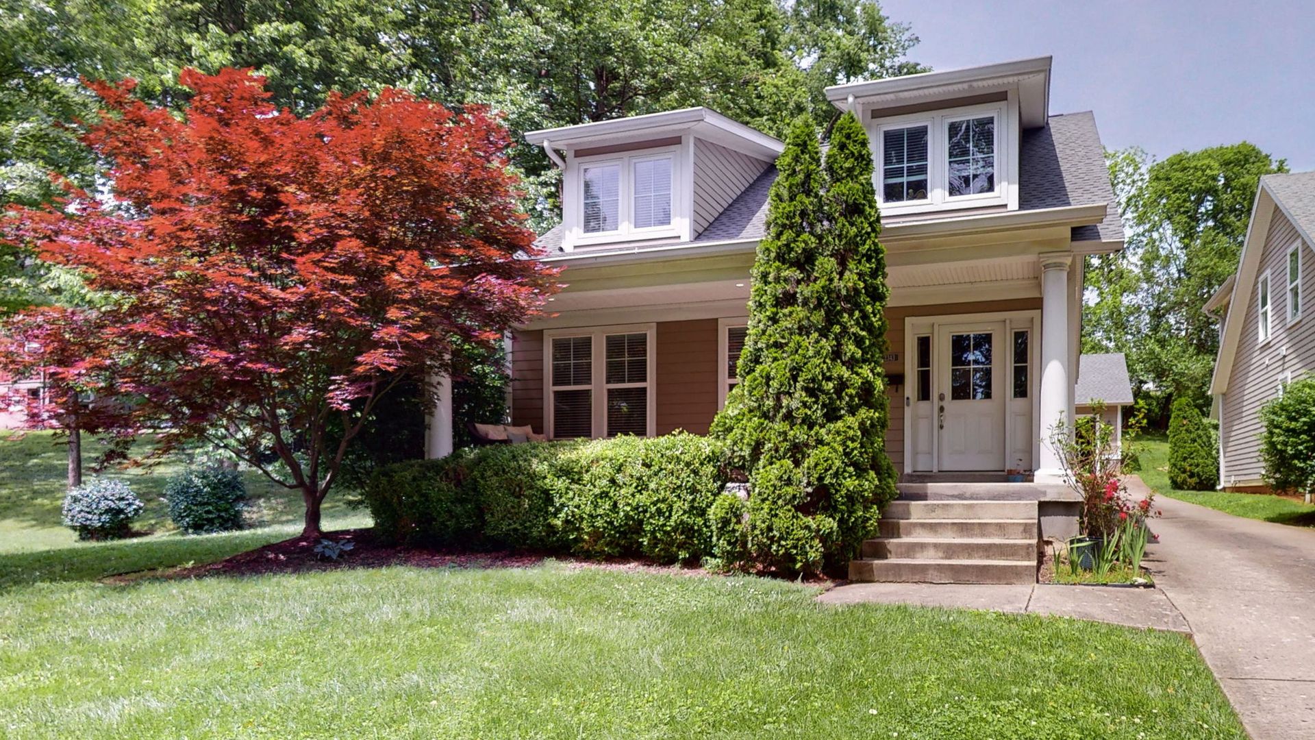 Louisville House: 2343 Bickel Rd