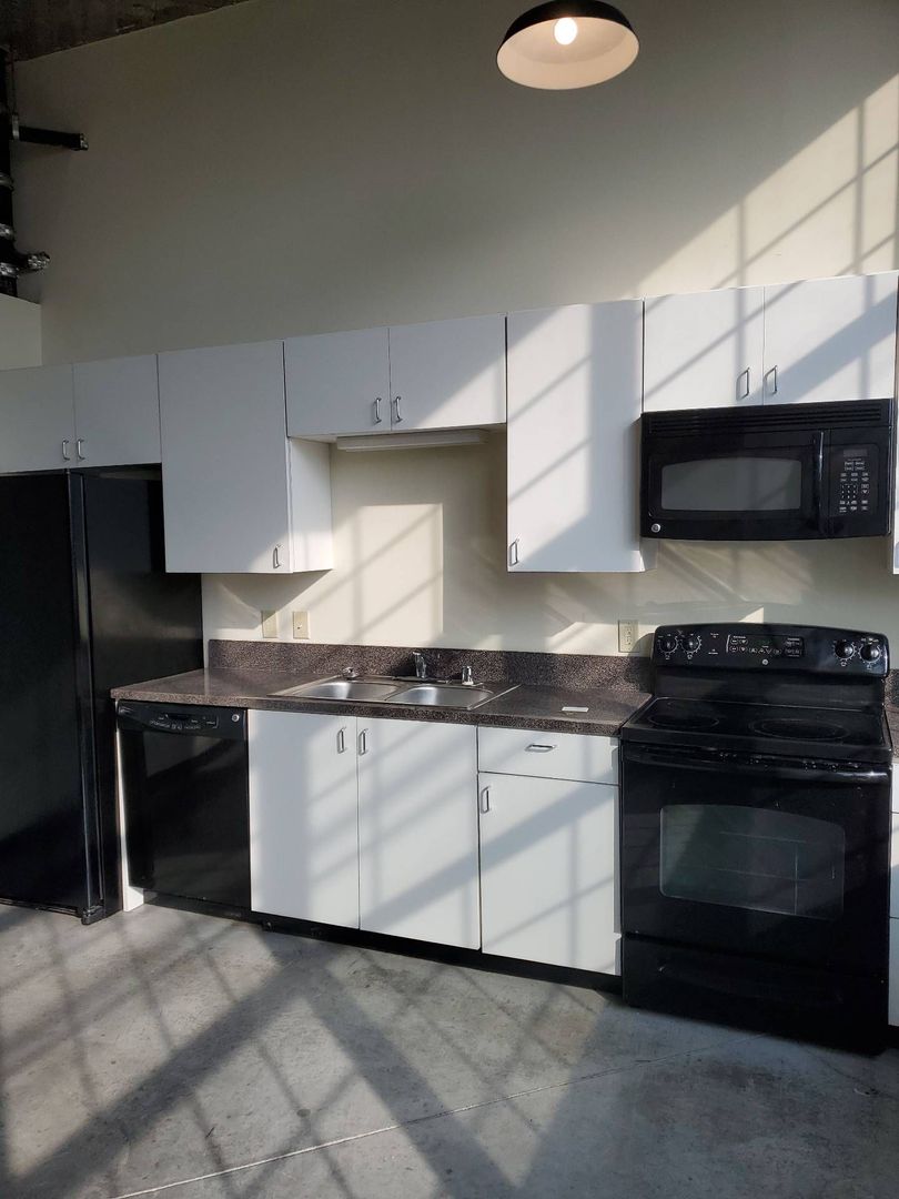 Louisville Apartment: 2520 S 3rd Street