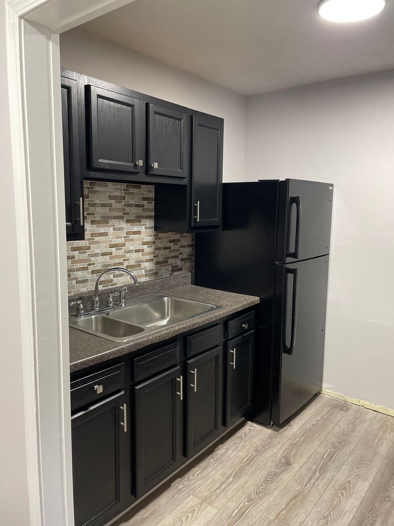 Charlestown Apartment: 380 Main Cross St