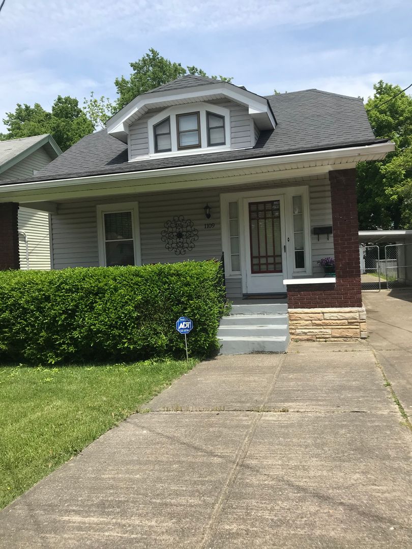 Louisville House: 1109 Julia Ave