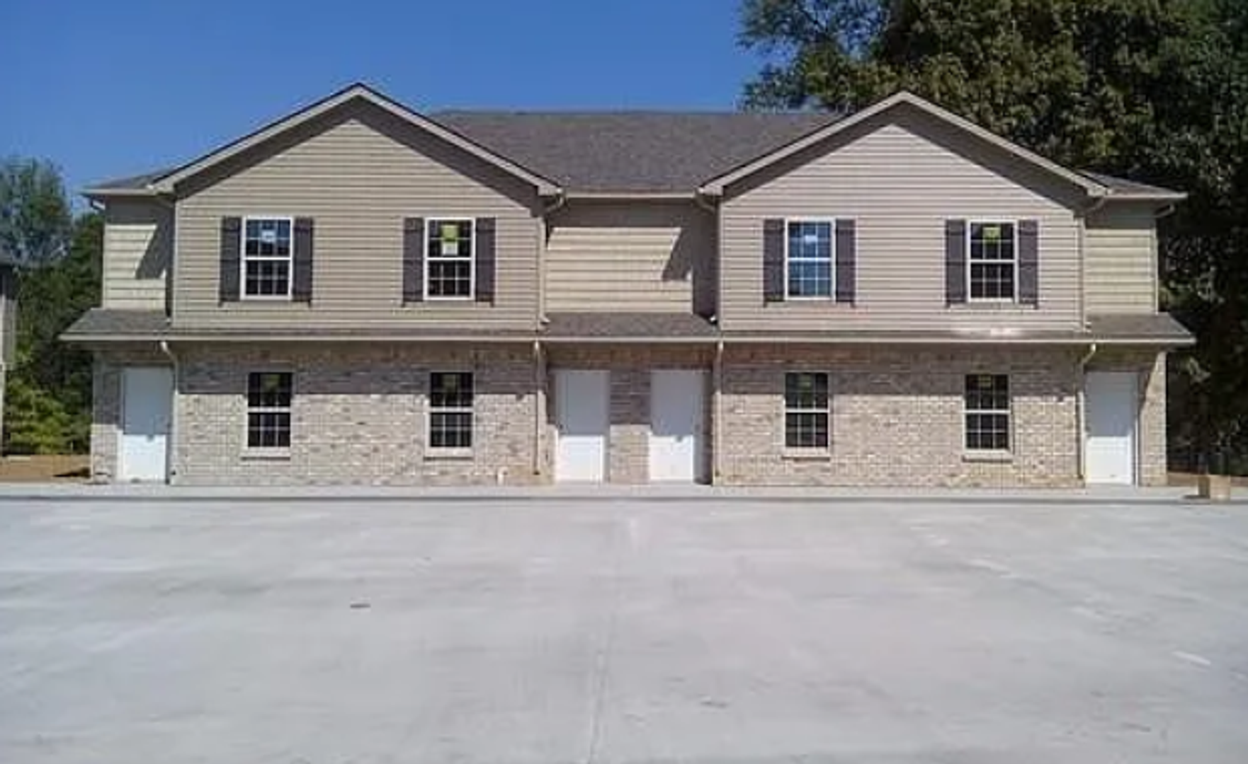 Clarksville Apartment: 242 Fairview Ln