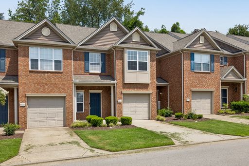 Updated 3-Bedroom Brentwood Townhome with Garage & Private Patio