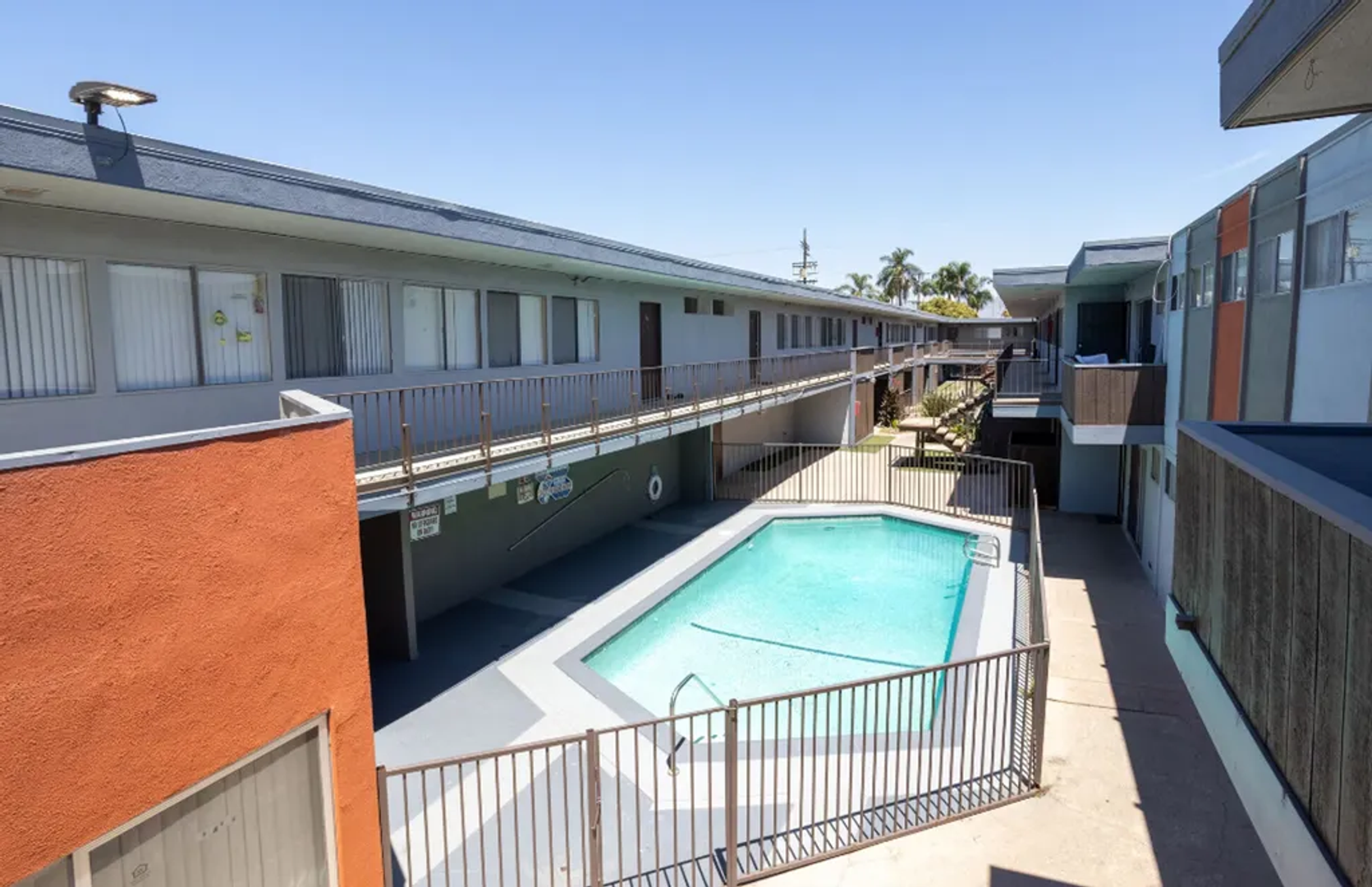 Van Nuys Apartment: 14612 Saticoy Street