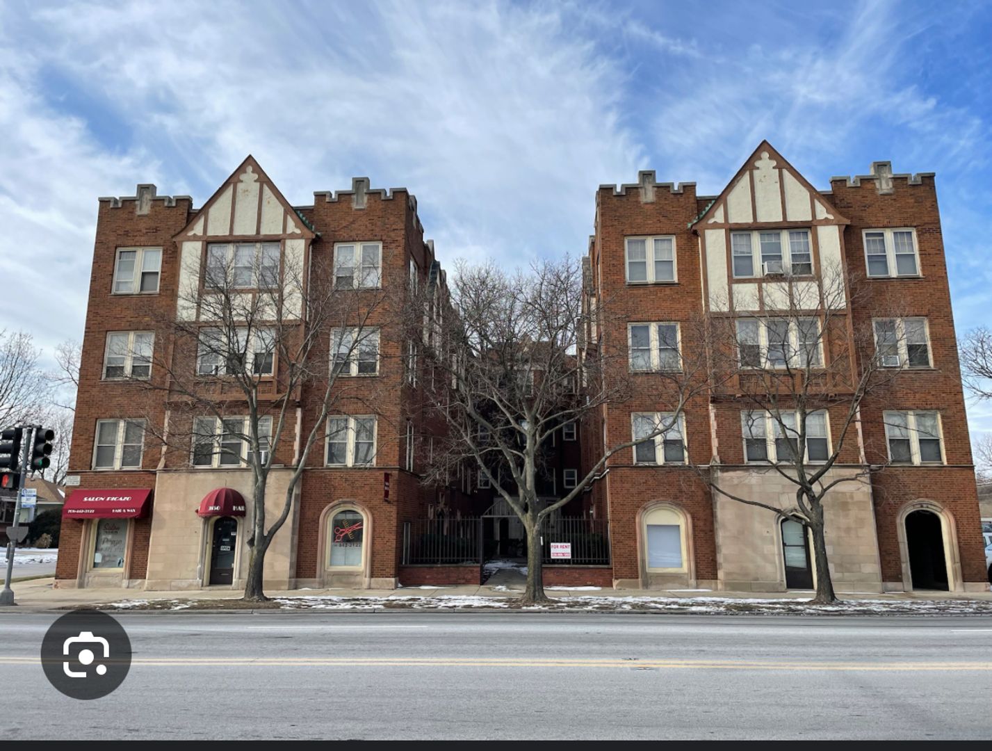 Riverside Apartment: 3144 S. Harlem Ave