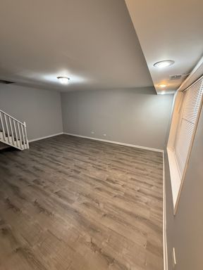 Updated Two Bed Duplex, Pet Friendly, Garage Parking, Laundry in Building in Buena Park!! – photo 1