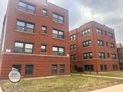 Beautiful Berwyn Apartments on Maple!