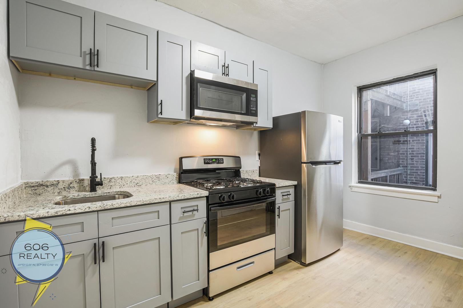 Chicago Apartment: 5240 S. Drexel Ave.
