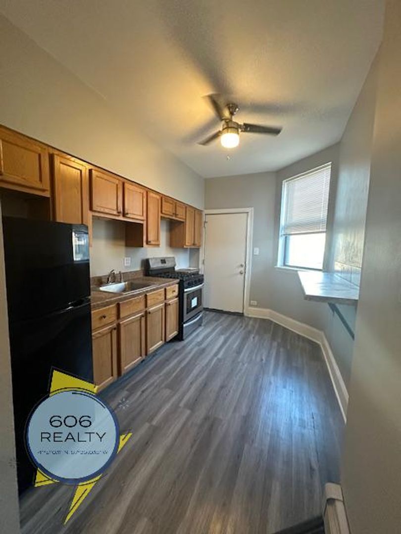 Chicago Apartment: 5850-58 S. King Drive