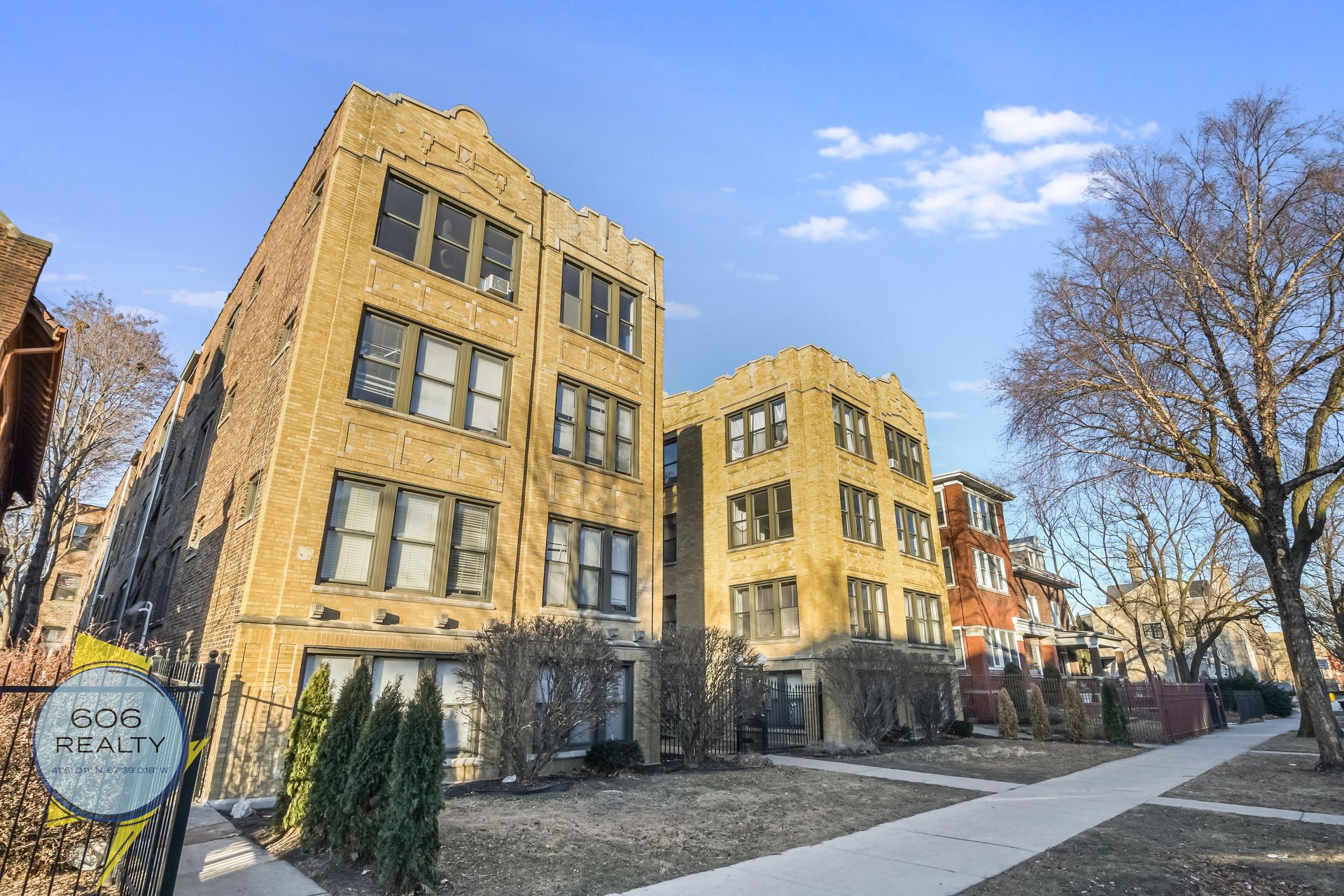 Chicago Apartment: 1020-30 E. Hyde Park Blvd.