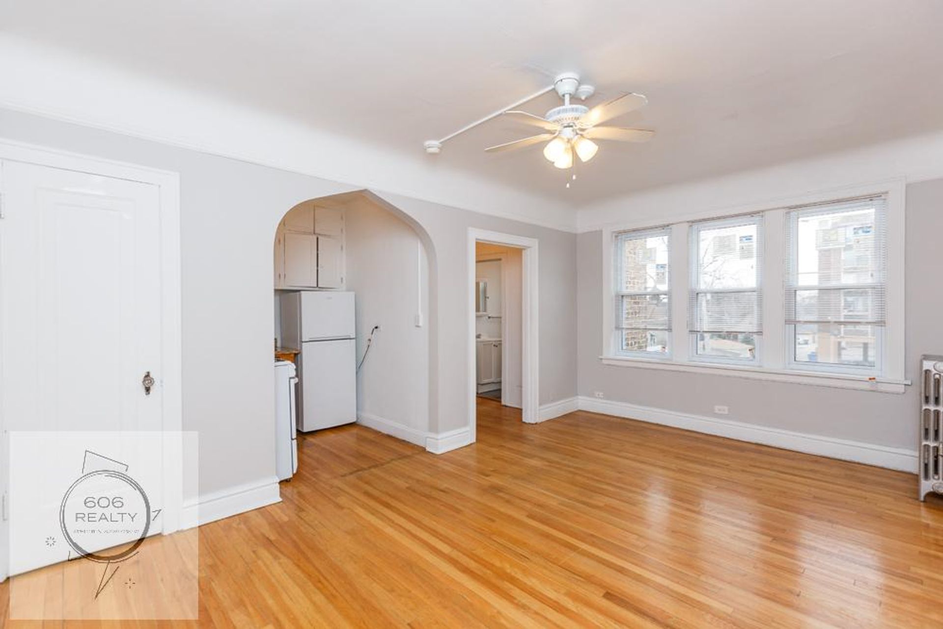 Forest Park Apartment: 7542 Adams St