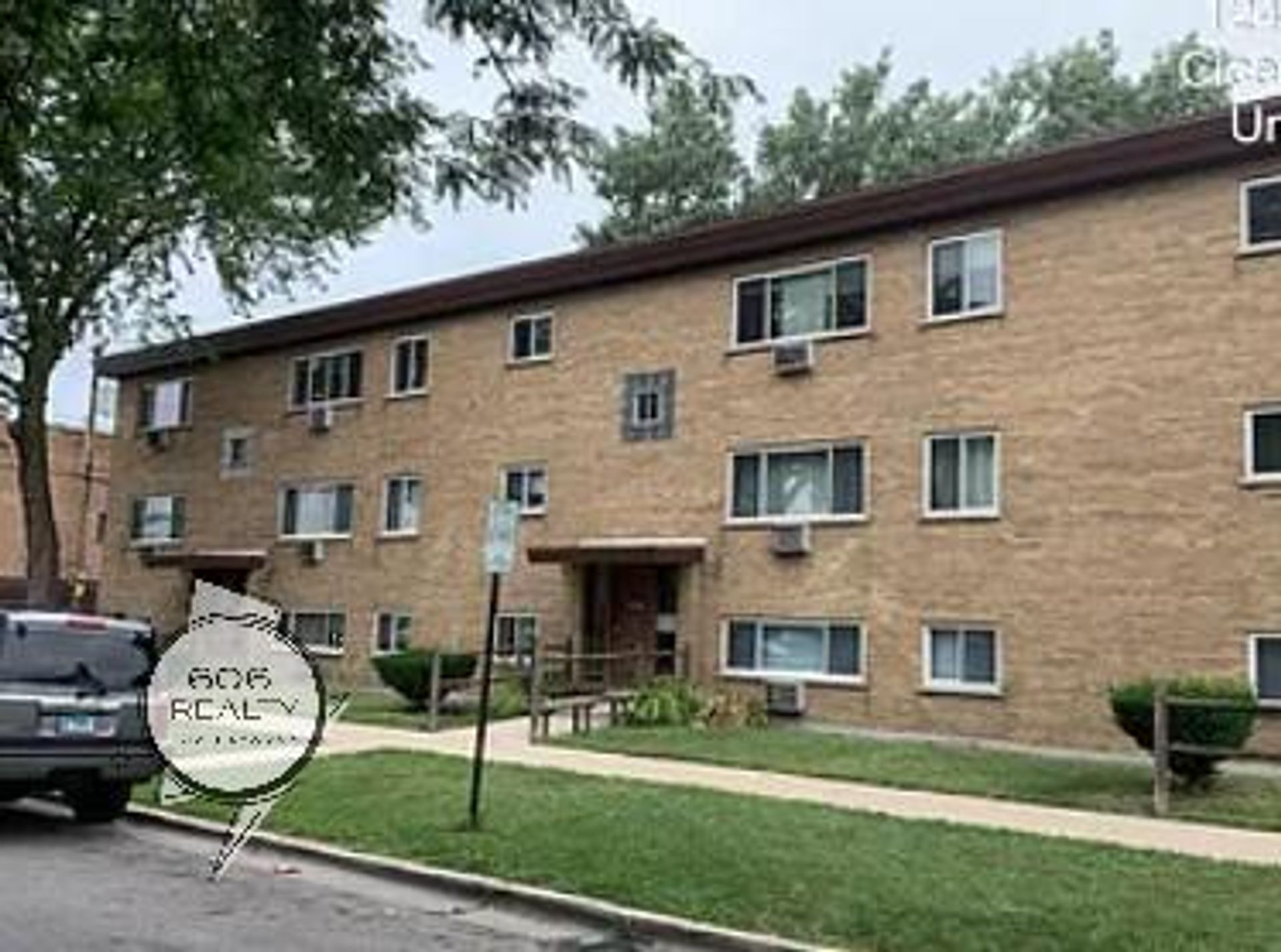 Cicero Apartment: 1246 S 51st Ct