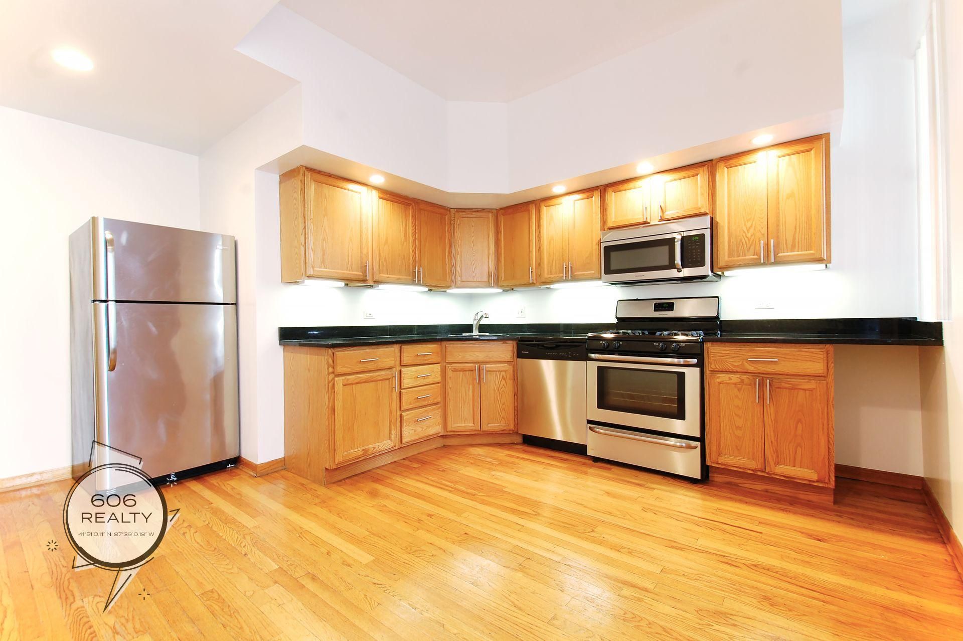 Chicago Apartment: 3407 W Parker