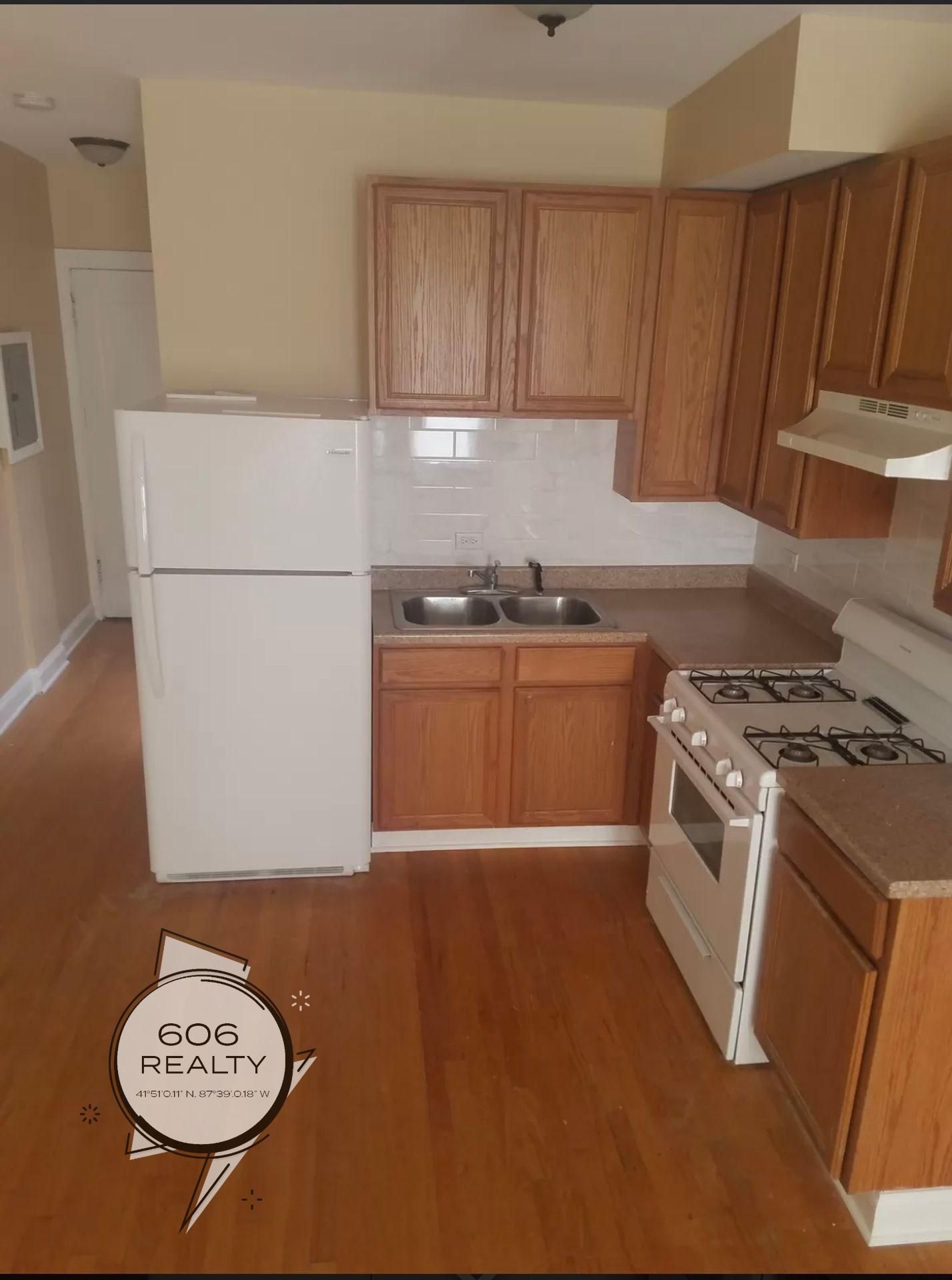 Berwyn Apartment: 6626-28 W. Cermak/2140-44 S. Clarence