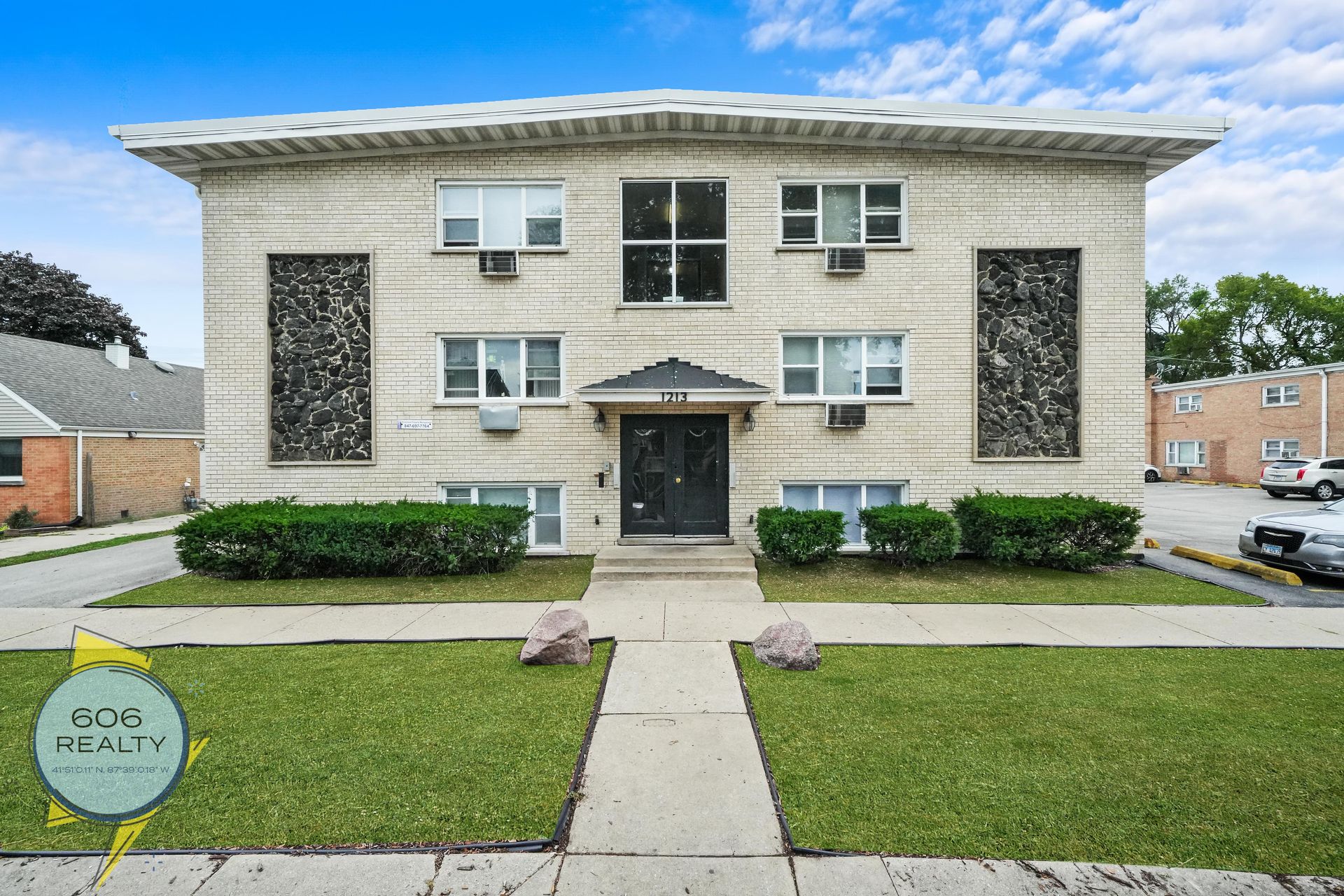 Melrose Park Apartment: 1213 N. 34th Ave.