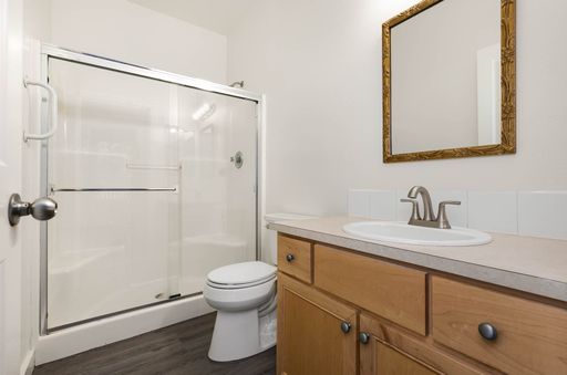 Listing photo thumbnail