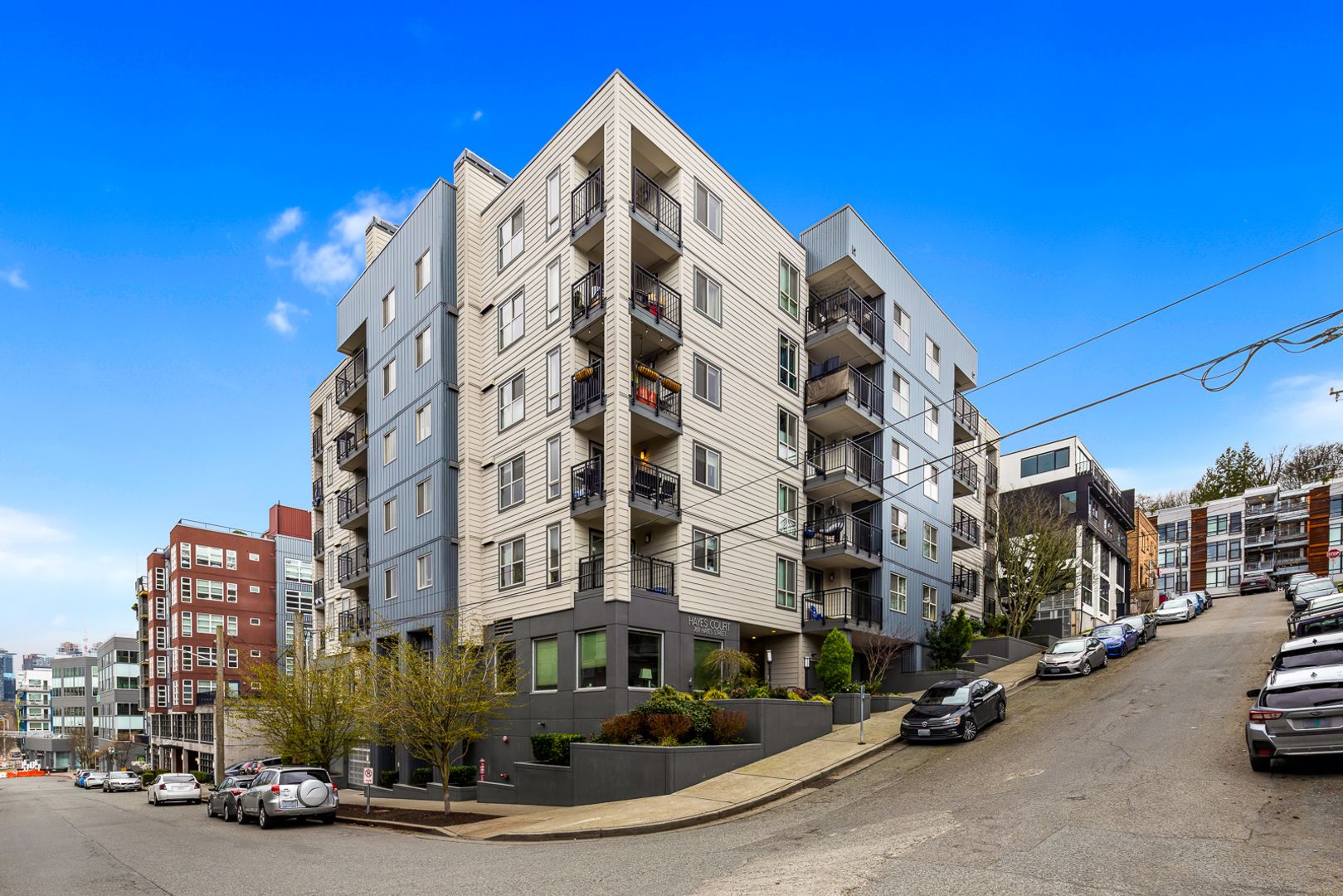 Seattle Condo: 769 Hayes St