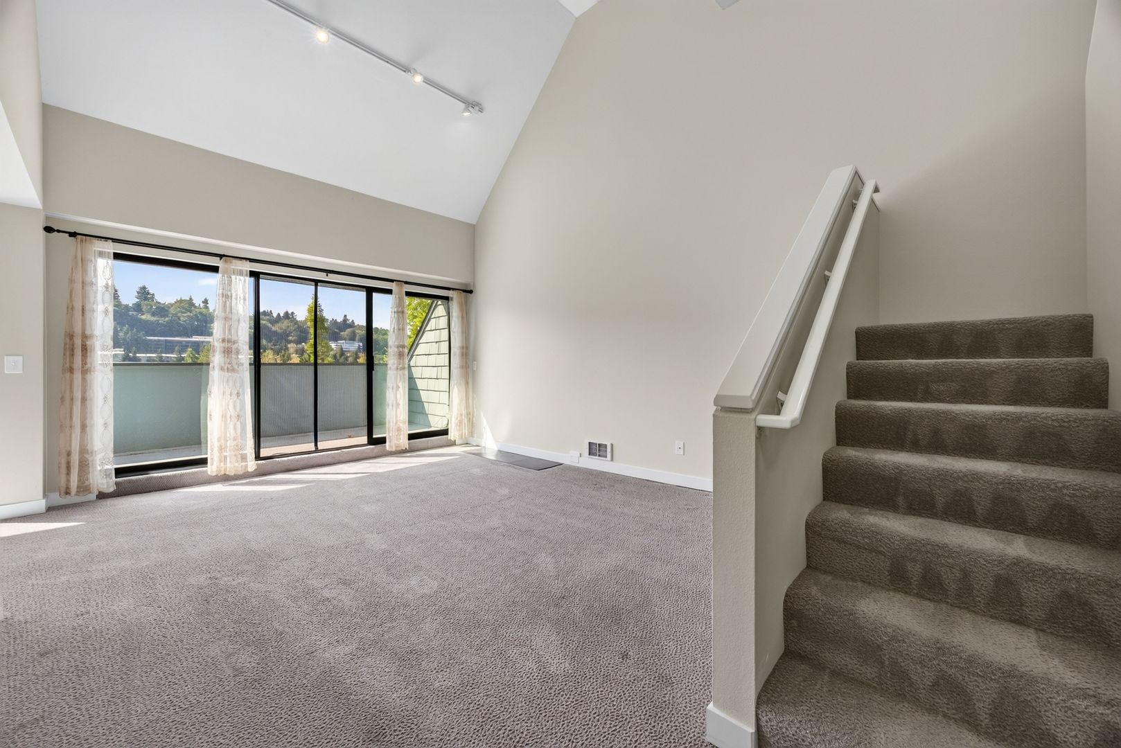 3030 80th Ave SE Unit 310, Mercer Island, WA photo 4