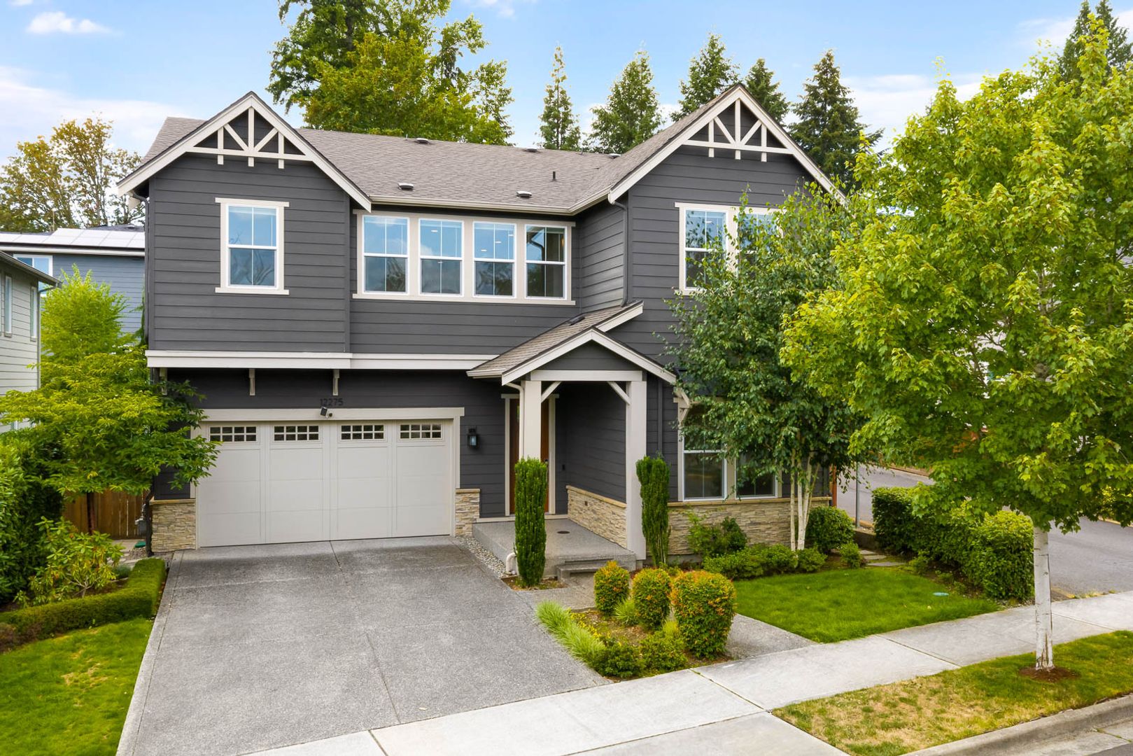 Redmond House: 12275 178th PL NE