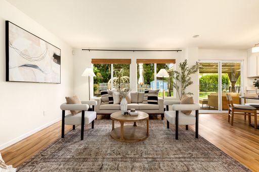 Listing photo thumbnail