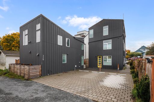 326 NW 87th Street Unit B, Seattle, WA