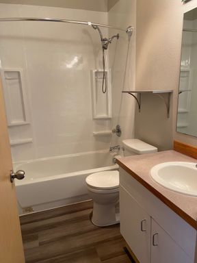 Listing photo thumbnail