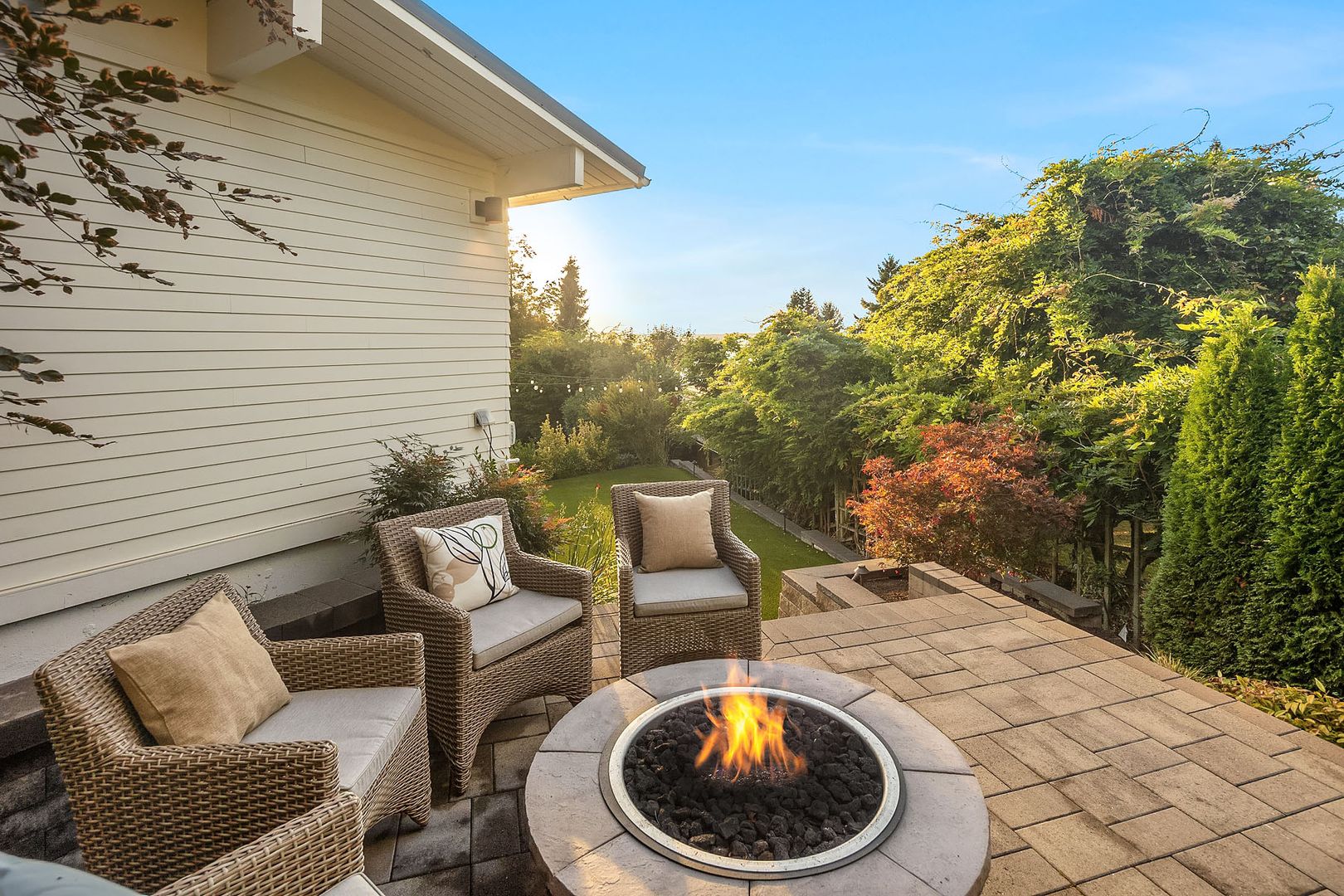631 11th Avenue W, Kirkland, WA photo 3