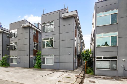724A Martin Luther King Jr Way, Seattle, WA 98122