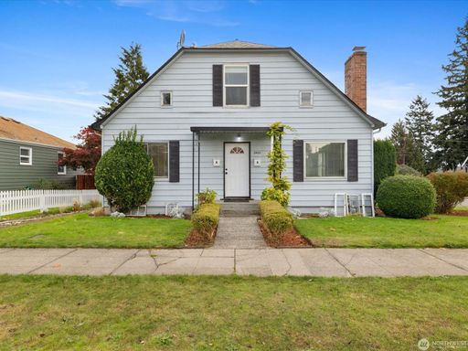 2431 Pine Street , Unit A, Everett, WA 98021