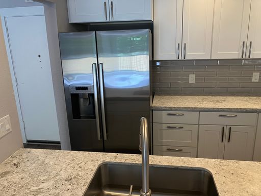 Listing photo thumbnail