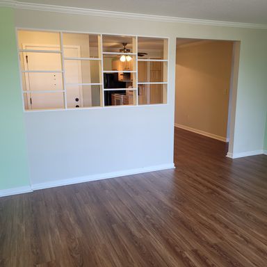 Listing photo thumbnail
