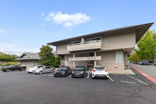 860 100th Ave NE Unit 39, Bellevue, WA