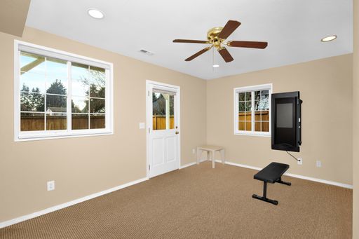 Listing photo thumbnail