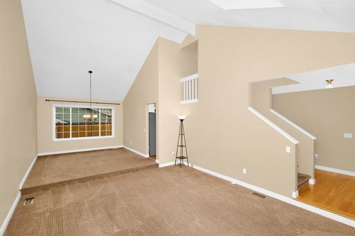 Listing photo thumbnail