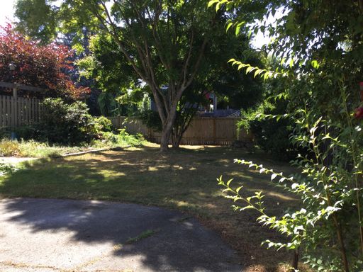 Listing photo thumbnail