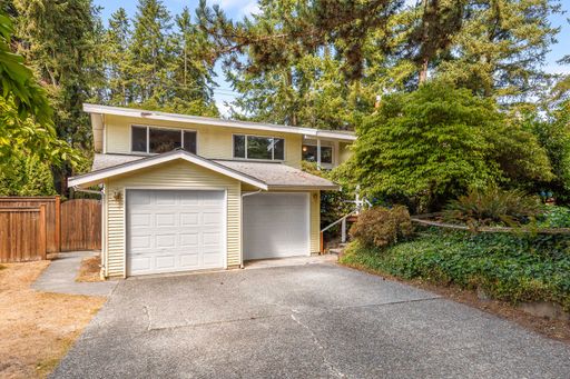 14006 NE 62nd St, Redmond, WA 98052