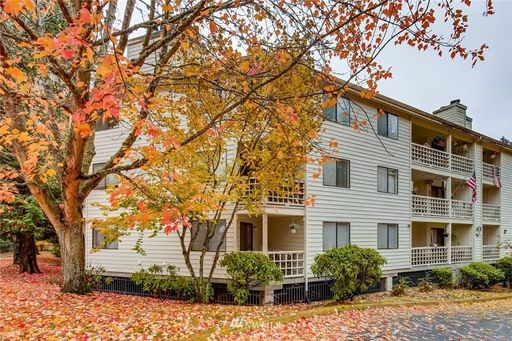 700 N 160th St., Unit A110, Shoreline, WA 98133