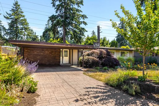 3726 136th Avenue Southeast, Bellevue, WA 98006