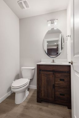 Listing photo thumbnail