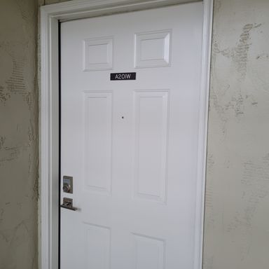 Listing photo thumbnail
