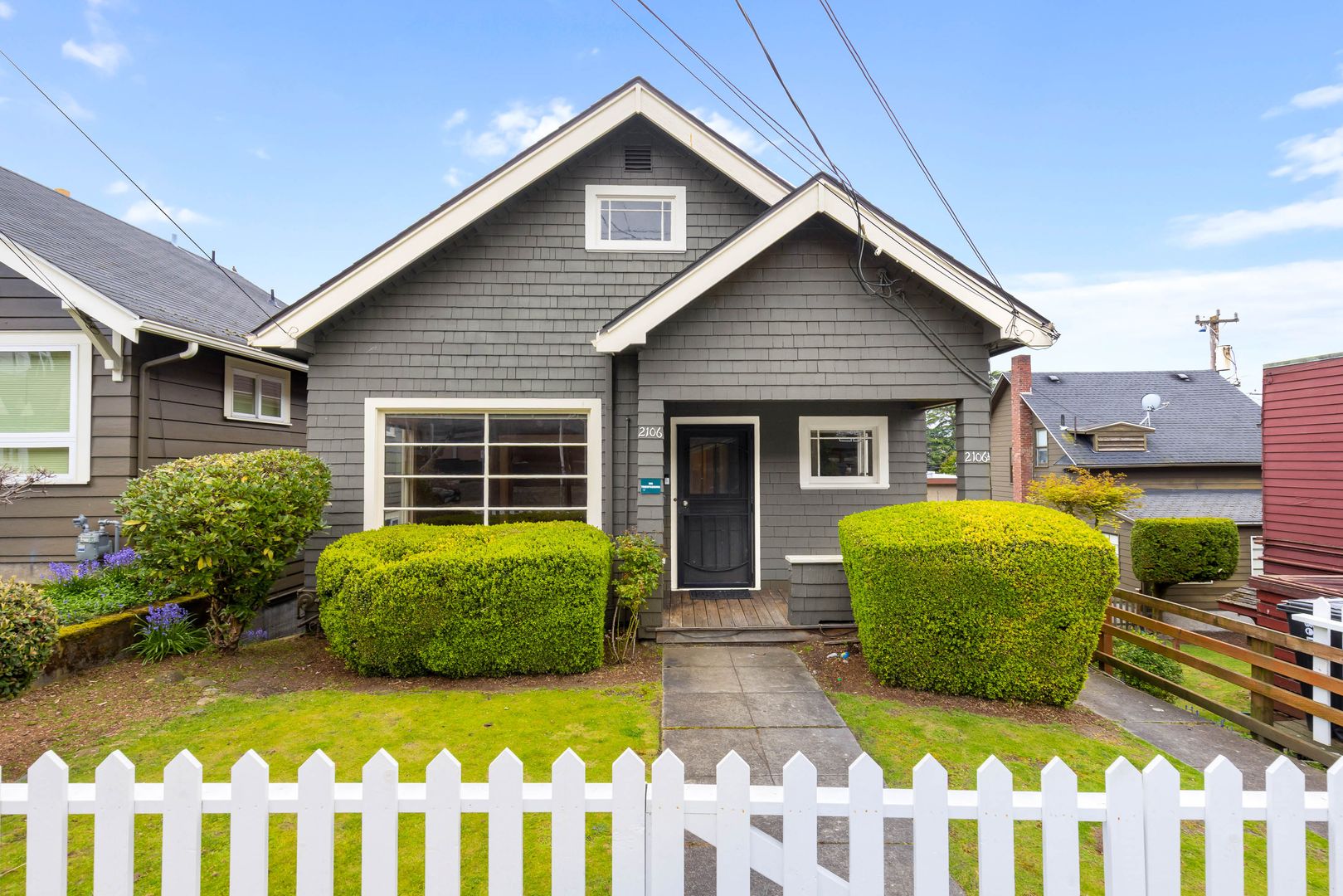 Seattle Townhome: 2106 Dexter Ave N