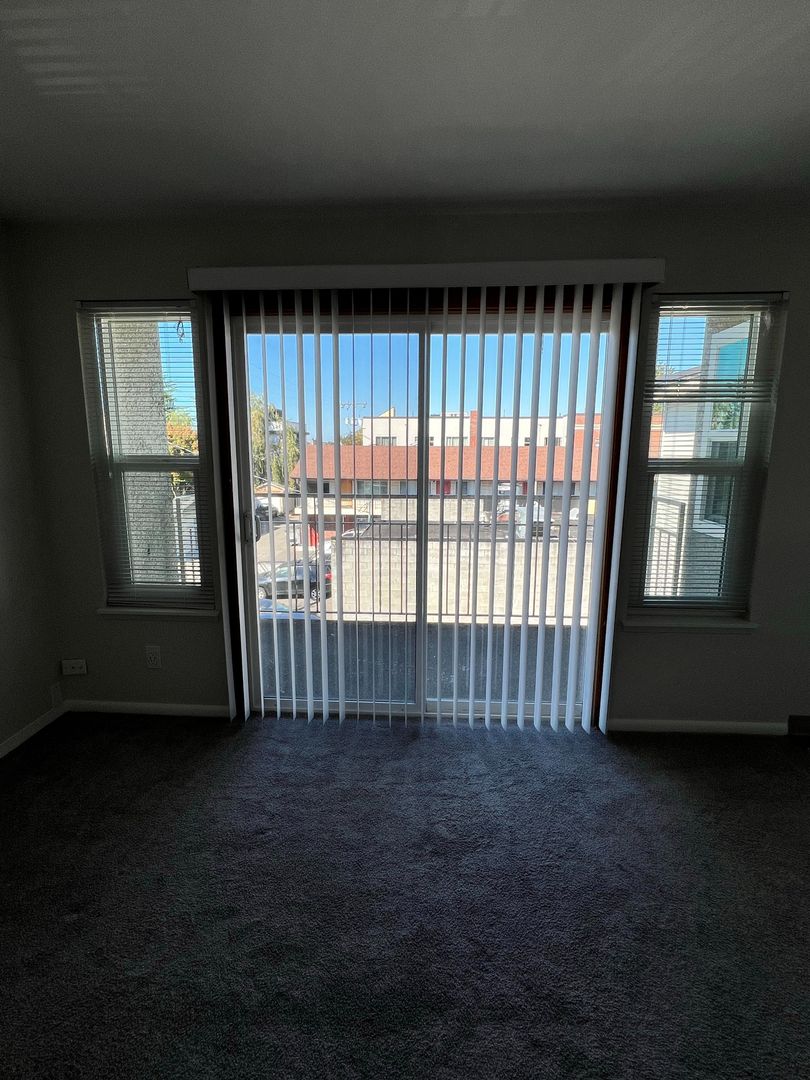 2235 California Ave SW, Unit 306, Seattle, WA 98116 photo 3
