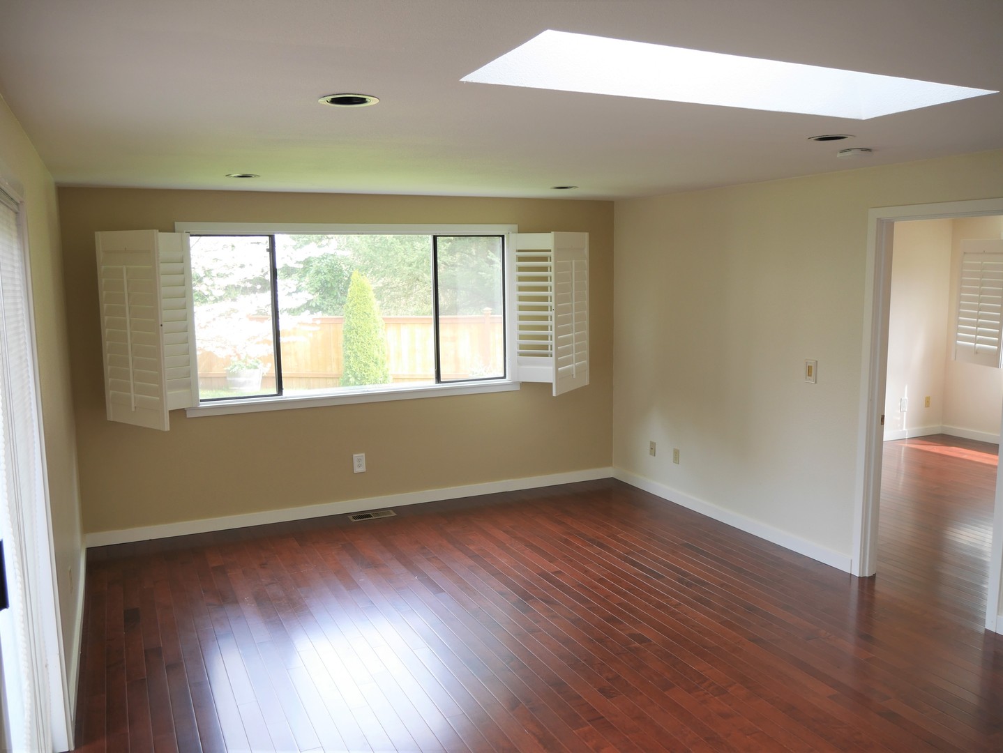 9318 NE 121st Ct., Kirkland, WA 98034 photo 4