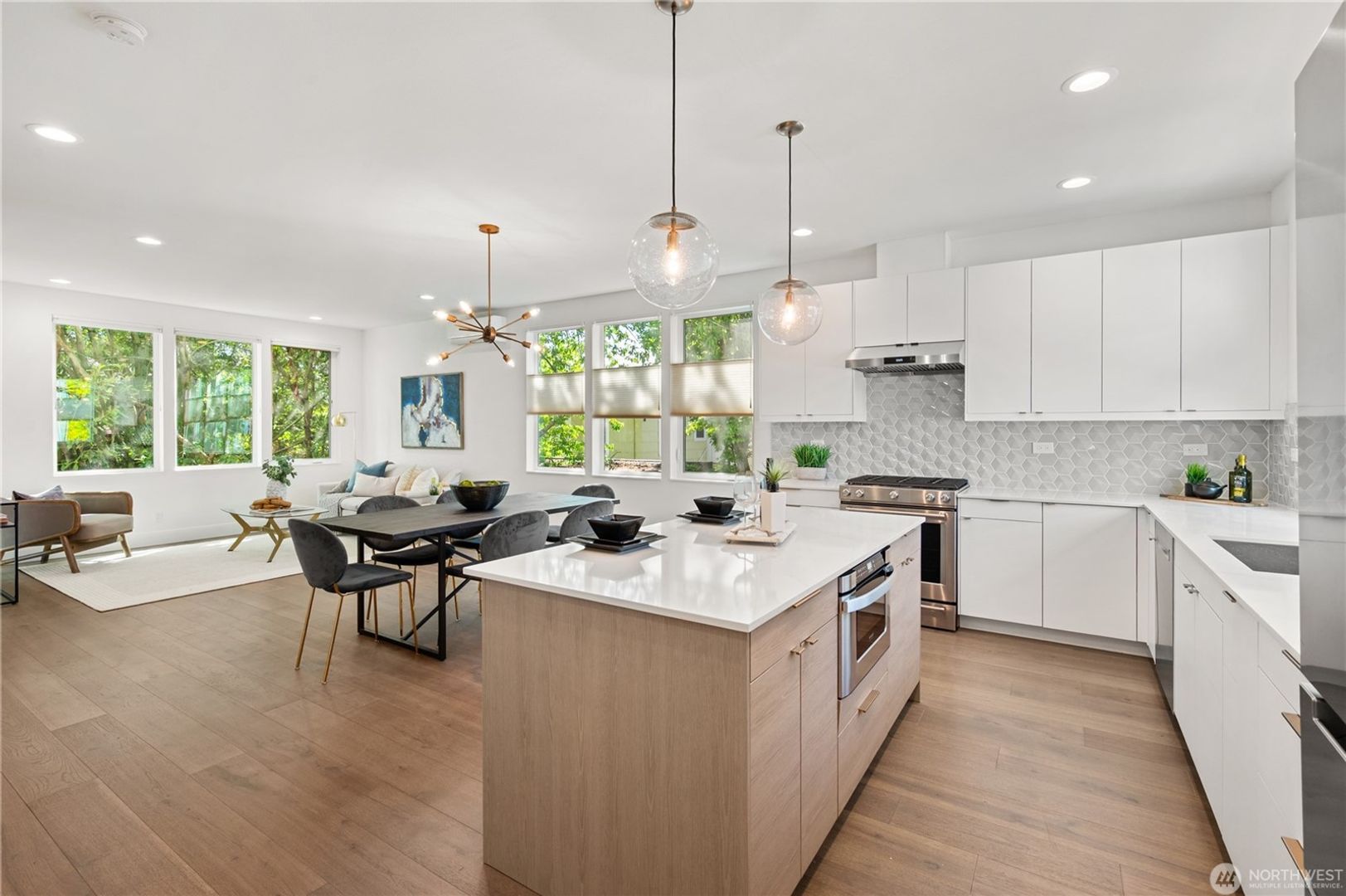 Seattle Townhome: 815 N 48th St
