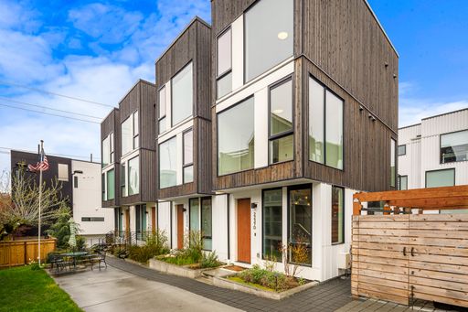 2237 D Minor Ave E., Seattle, WA 98102