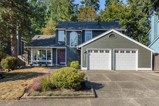 24020 SE 42nd St, Issaquah, WA 98029